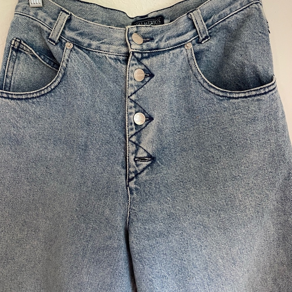 Vintage jeans with buttons